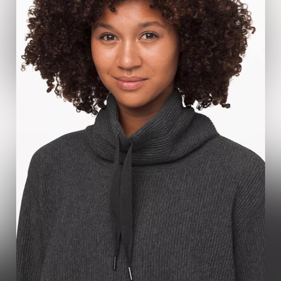 Lululemon Retreat Yourself Pullover - Picture 4 of 5